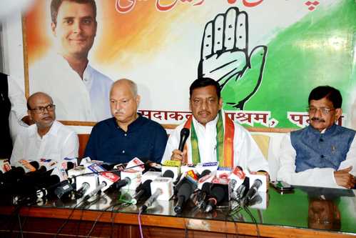 बिहार : महाराजगंज से प्रदेश अध्यक्ष अखिलेश प्रसाद सिंह के बेटे को कांग्रेस ने बनाया प्रत्याशी